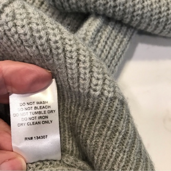 Stitch and Knot gray long sleeve pullover mock turtleneck sweater - Picture 5 of 6
